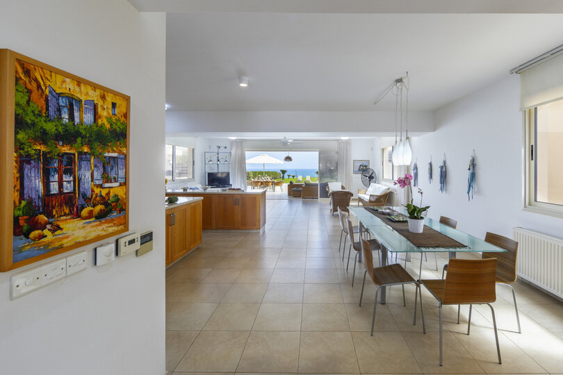 Siz ve Aileniz Bu 5 Yıldızlı Sahil Villasına Bayılacaksınız, Protaras Villa 1536