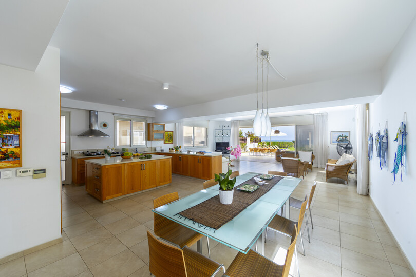 Siz ve Aileniz Bu 5 Yıldızlı Sahil Villasına Bayılacaksınız, Protaras Villa 1536