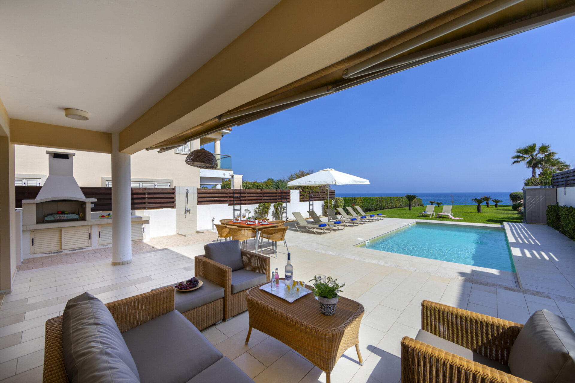 Siz ve Aileniz Bu 5 Yıldızlı Sahil Villasına Bayılacaksınız, Protaras Villa 1536