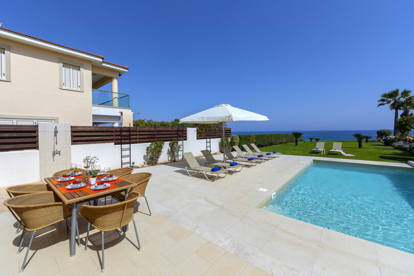 Siz ve Aileniz Bu 5 Yıldızlı Sahil Villasına Bayılacaksınız, Protaras Villa 1536