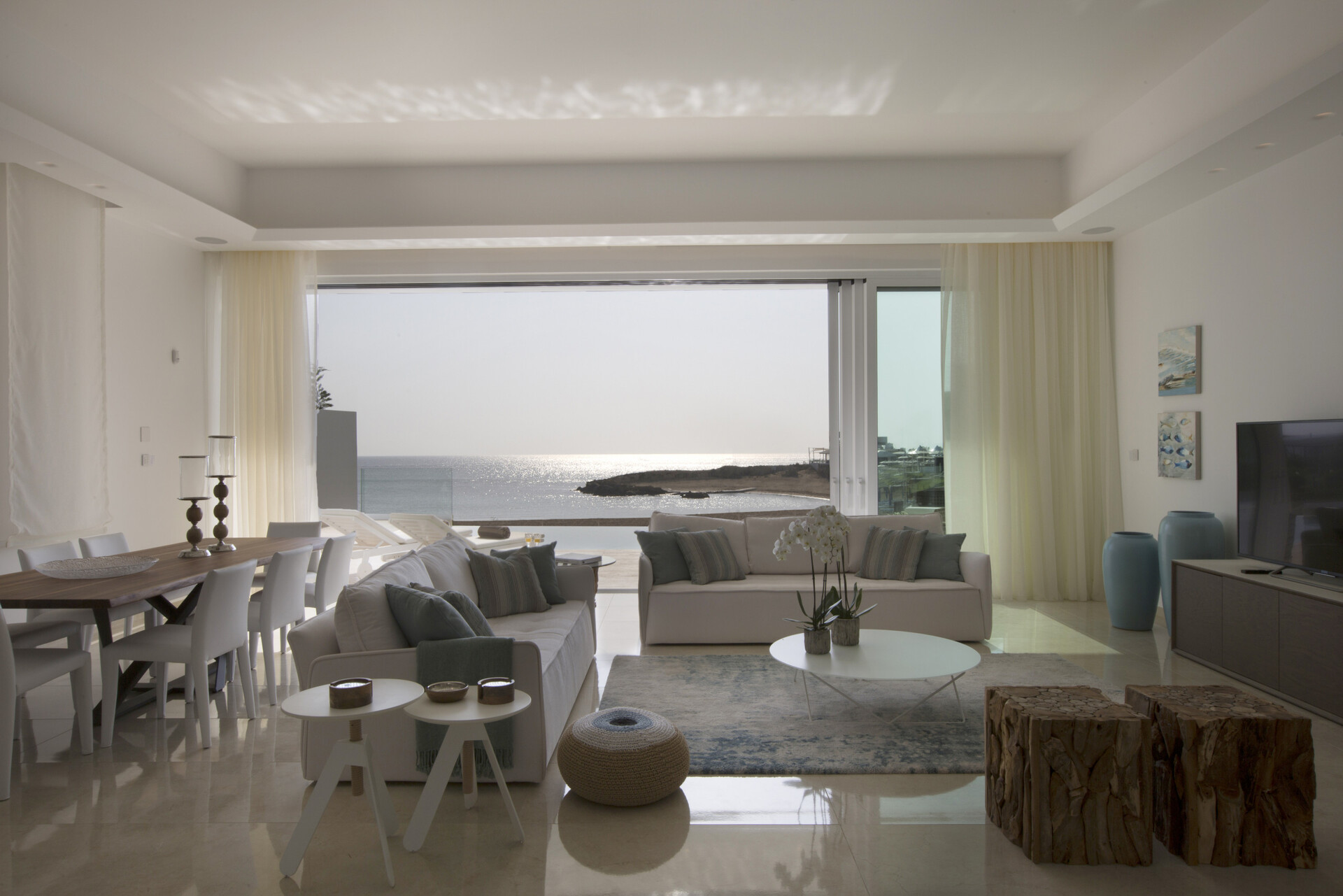 Siz ve aileniz bu sahil villasını, Protaras Villa 1539'u çok seveceksiniz.
