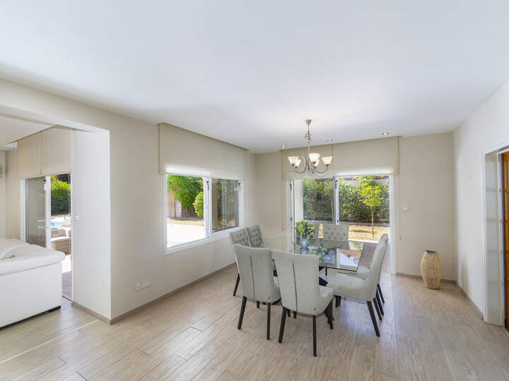 Siz ve Aileniz bu Sahil Villasına bayılacaksınız, Larnaca Villa 1400