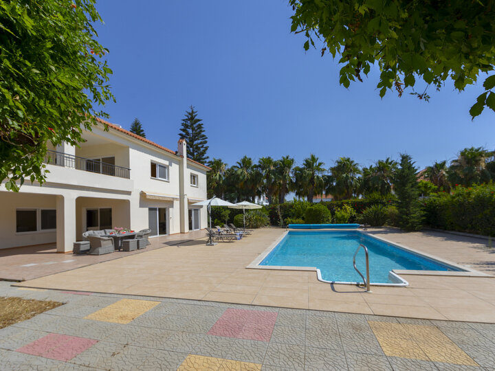 Siz ve Aileniz bu Sahil Villasına bayılacaksınız, Larnaca Villa 1400