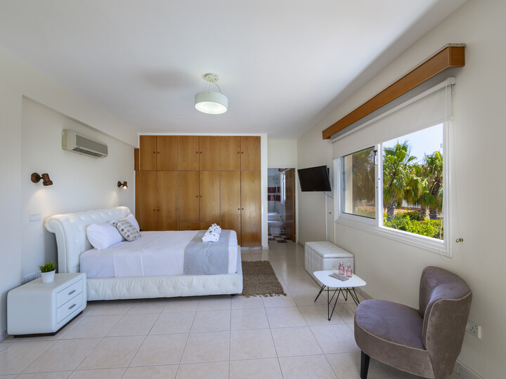 Siz ve Aileniz bu Sahil Villasına bayılacaksınız, Larnaca Villa 1400