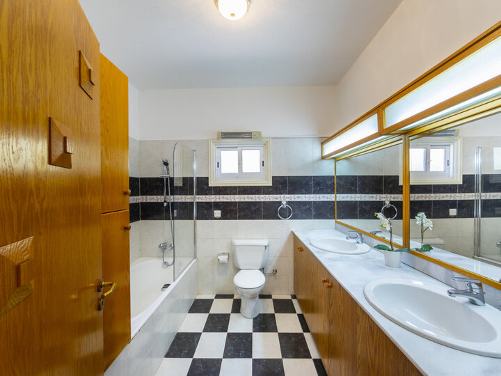 Siz ve Aileniz bu Sahil Villasına bayılacaksınız, Larnaca Villa 1400