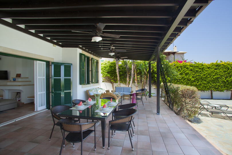 Özel Havuzlu Mükemmel Aile Tatil Villası, Protaras Villa 1542