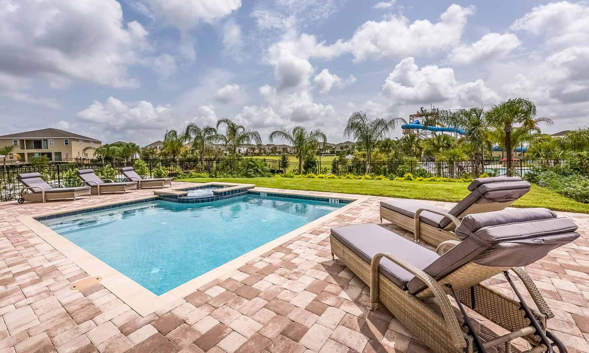 [amenities:private-pool:1] Private Pool