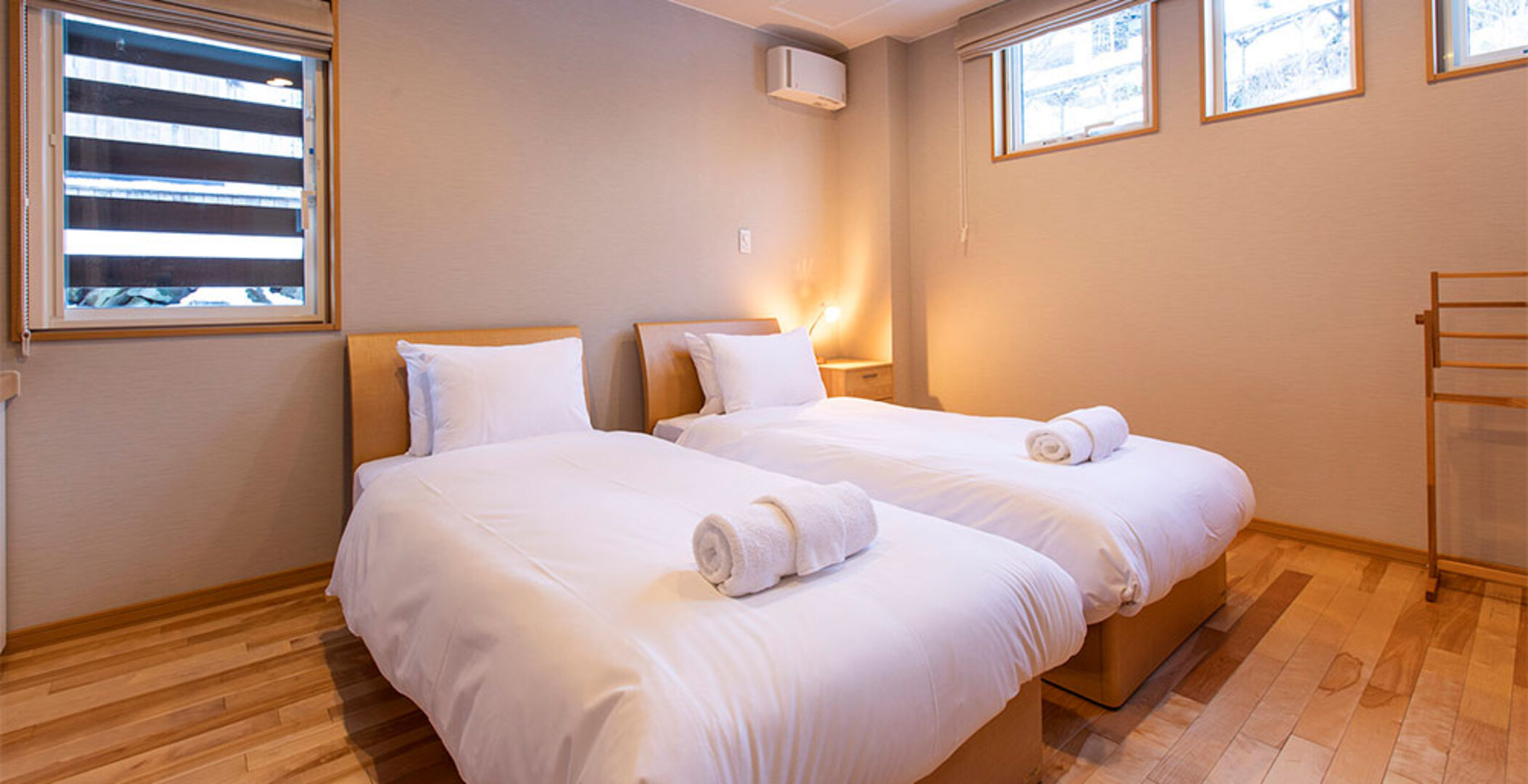 4 Tatil Dağ Evi Hirafu'da, Kayak Merkezine Yakın, Niseko Dağ Evi 1020
