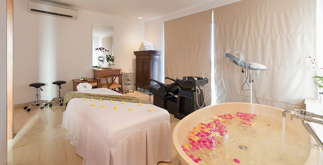 Bu Otantik 5 Yıldızlı Villaya Bayılacaksınız, Tam Kadrolu ve Özel Aşçı, Bali Villa 2121