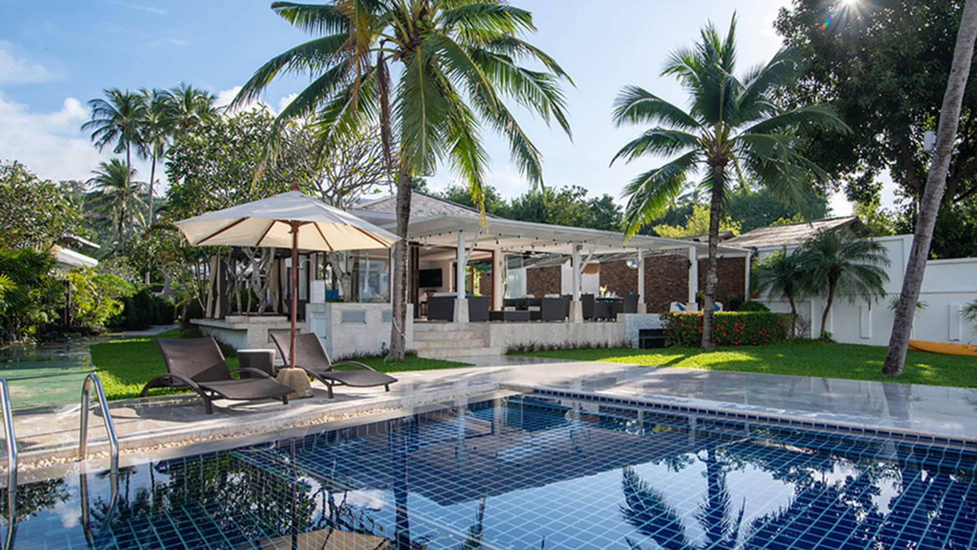 Sonunda Siz ve Arkadaşlarınız 7/24 Konsiyerj ve Özel Aşçı Olan Lüks Bir Villa Kiralayabilirsiniz, Koh Samui Villa 1018