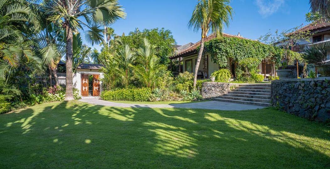 Bu Otantik 5 Yıldızlı Villaya Bayılacaksınız, Tam Kadrolu ve Özel Aşçı, Bali Villa 2124