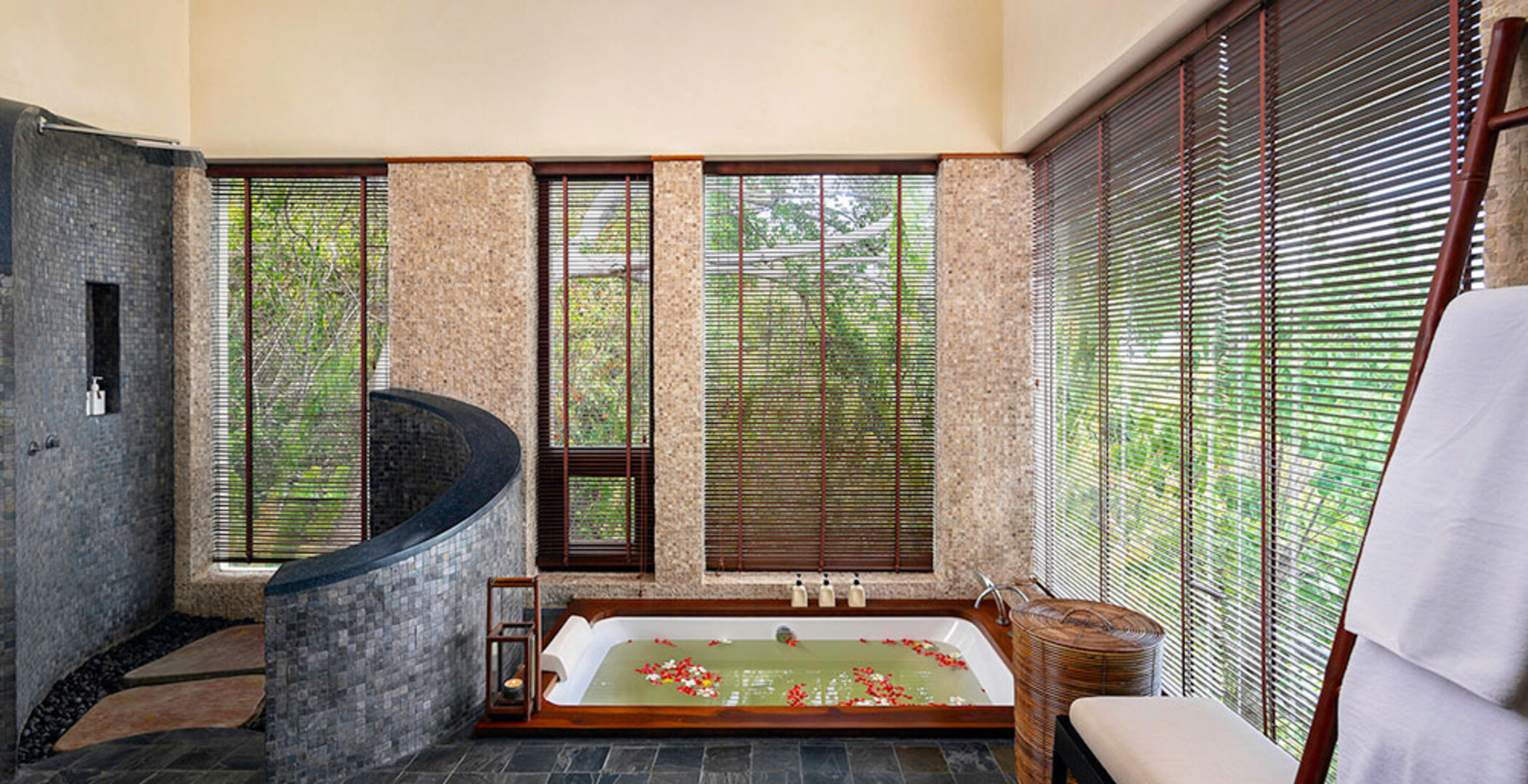 Siz ve Aileniz Bu Lüks Villaya Bayılacaksınız, Tam Donanımlı ve Özel Aşçı, Koh Samui Villa 1007