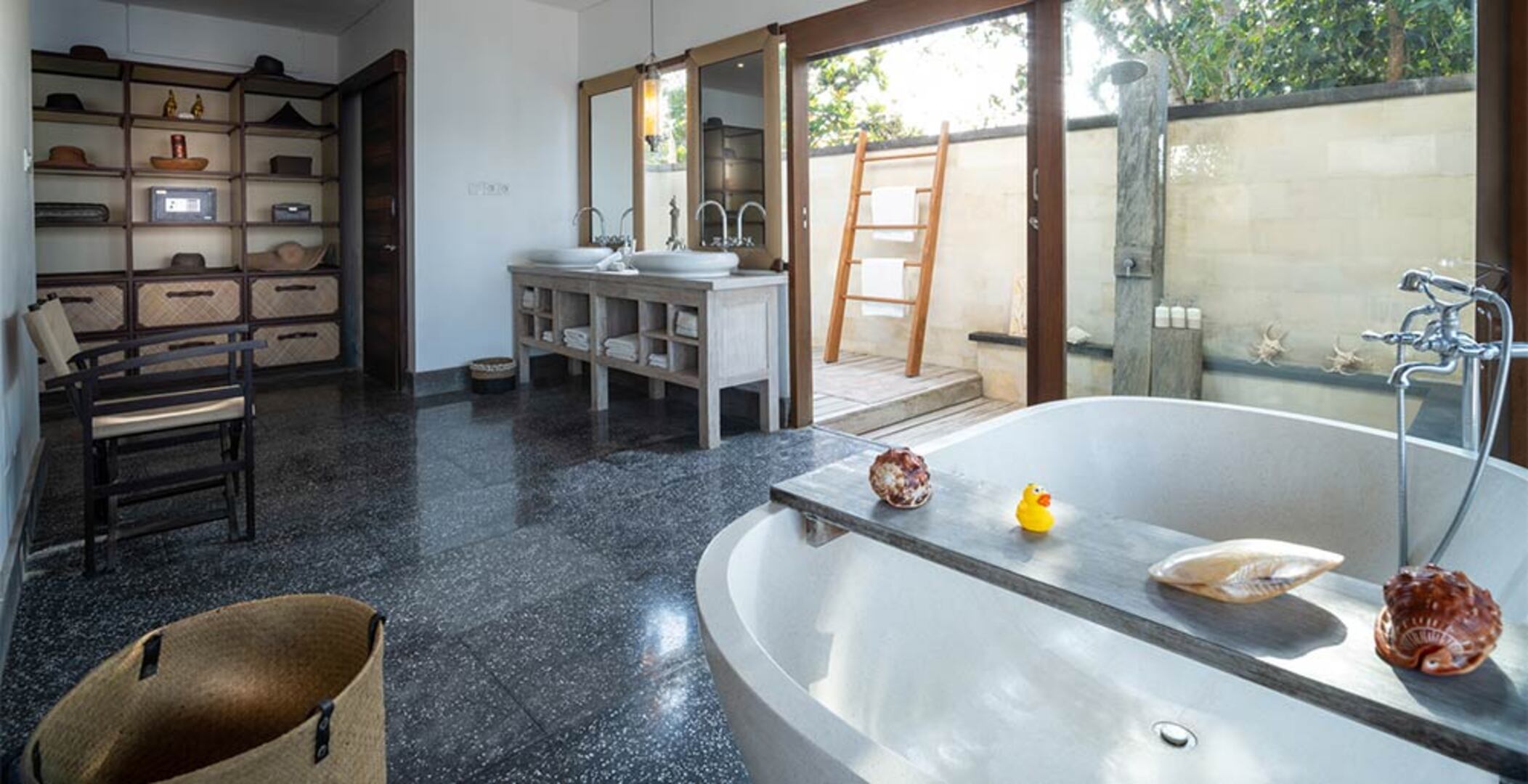 Aileniz Nusa Lembongan'daki Özel Villanızda Özel Bali Hizmetine bayılacak, Bali Villa 2127