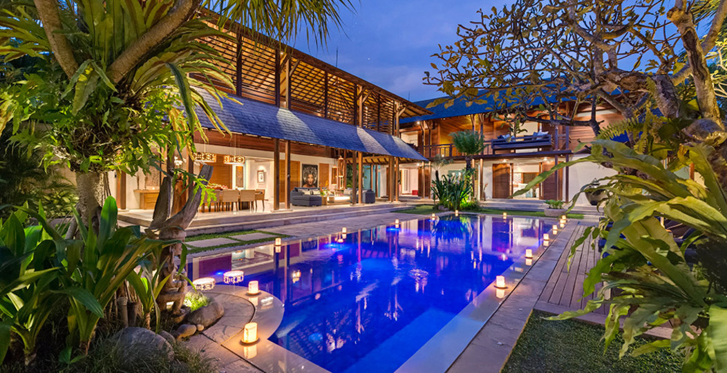Seminyak'ta Birinci Sınıf Konumda Güzel 5 Yıldızlı Villa, Bali Villa 2129