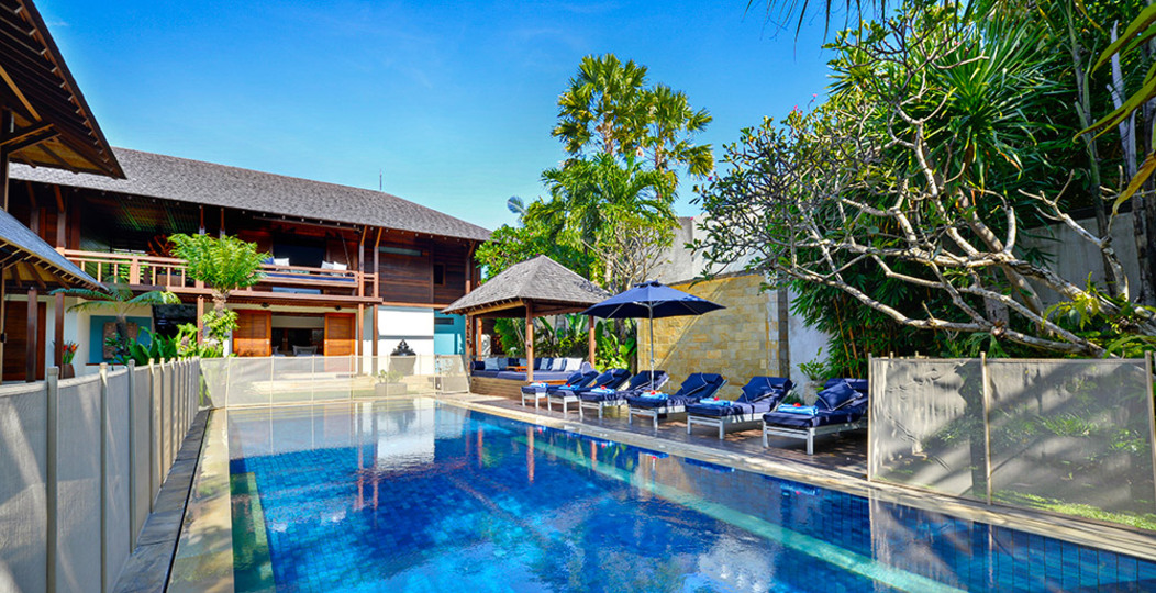 Seminyak'ta Birinci Sınıf Konumda Güzel 5 Yıldızlı Villa, Bali Villa 2129