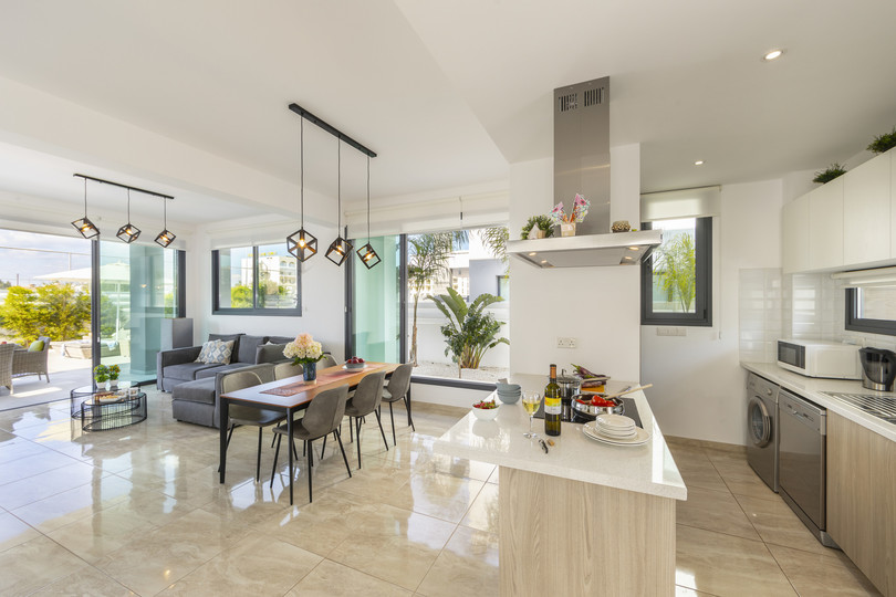 Plaja Yakın 5 Yıldızlı Villanızın Keyfini Çıkarmanın Sırrı, Protaras Villa 1323