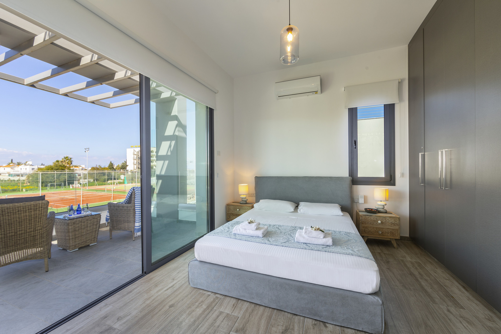 Plaja Yakın 5 Yıldızlı Villanızın Keyfini Çıkarmanın Sırrı, Protaras Villa 1323