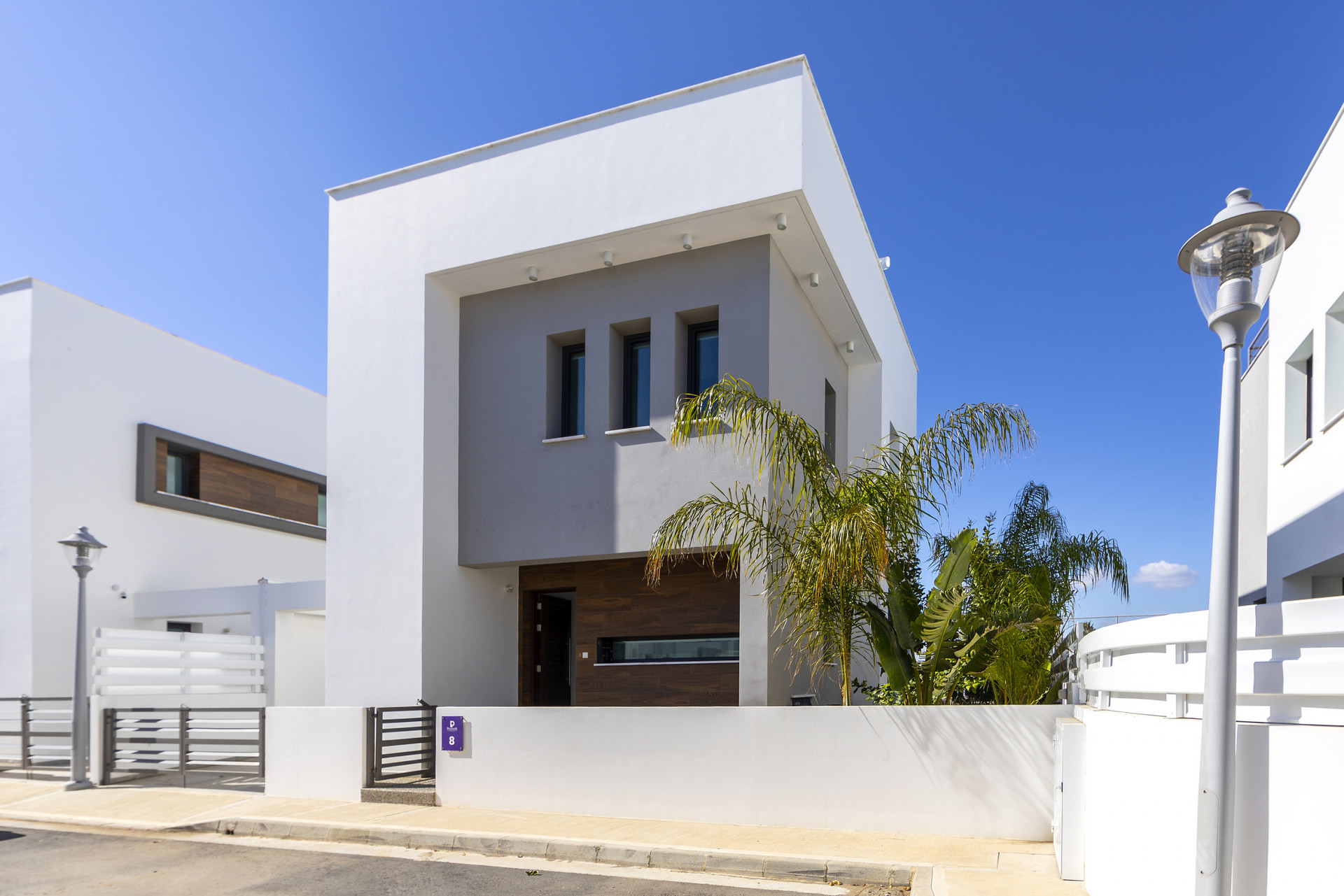 Plaja Yakın 5 Yıldızlı Villanızın Keyfini Çıkarmanın Sırrı, Protaras Villa 1323