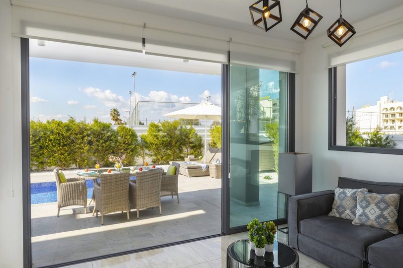 Plaja Yakın 5 Yıldızlı Villanızın Keyfini Çıkarmanın Sırrı, Protaras Villa 1323