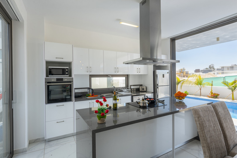Sahile Yakın Lüks Modern 3 Yataklı Villa, Protaras Villa 1077
