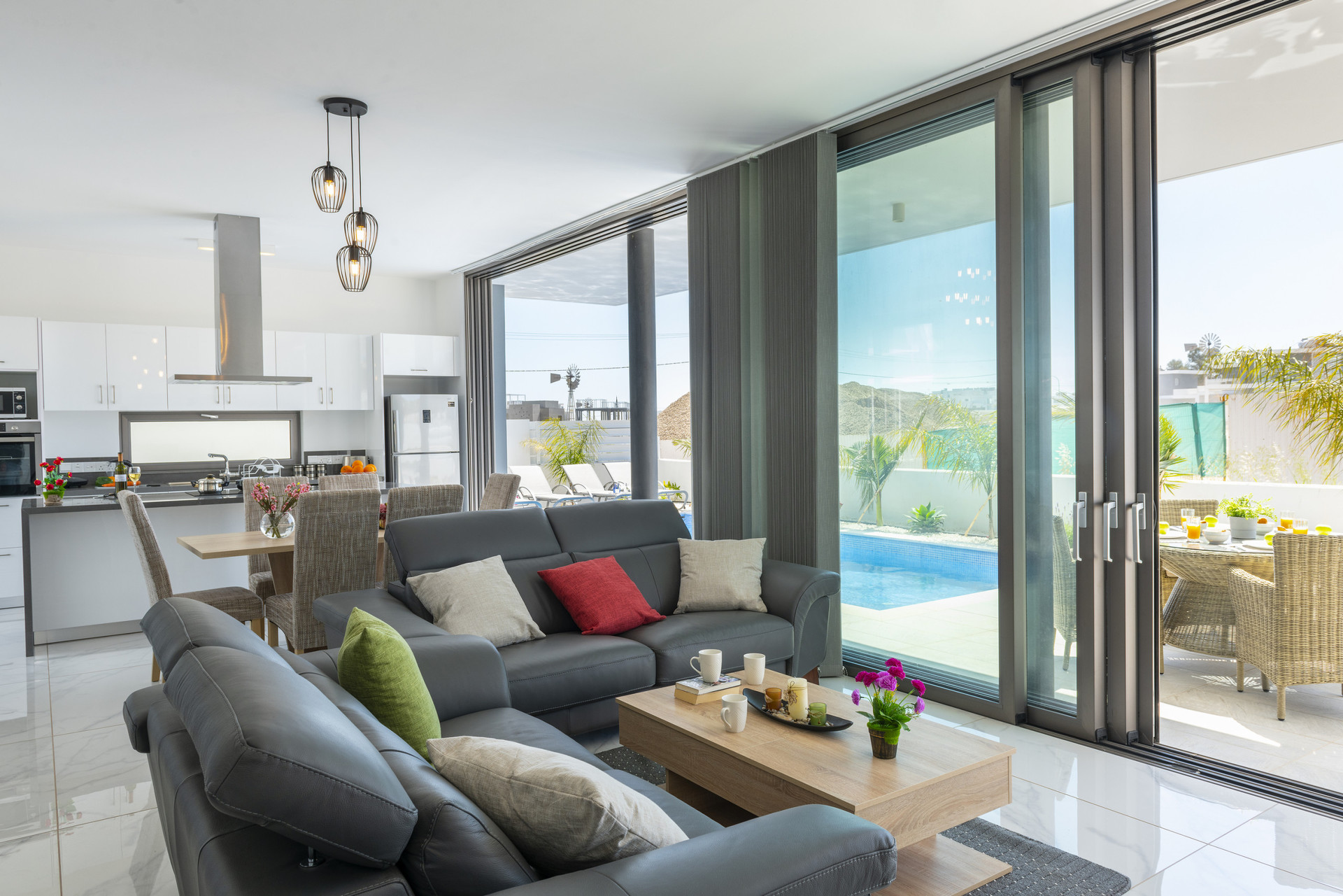 Sahile Yakın Lüks Modern 3 Yataklı Villa, Protaras Villa 1077