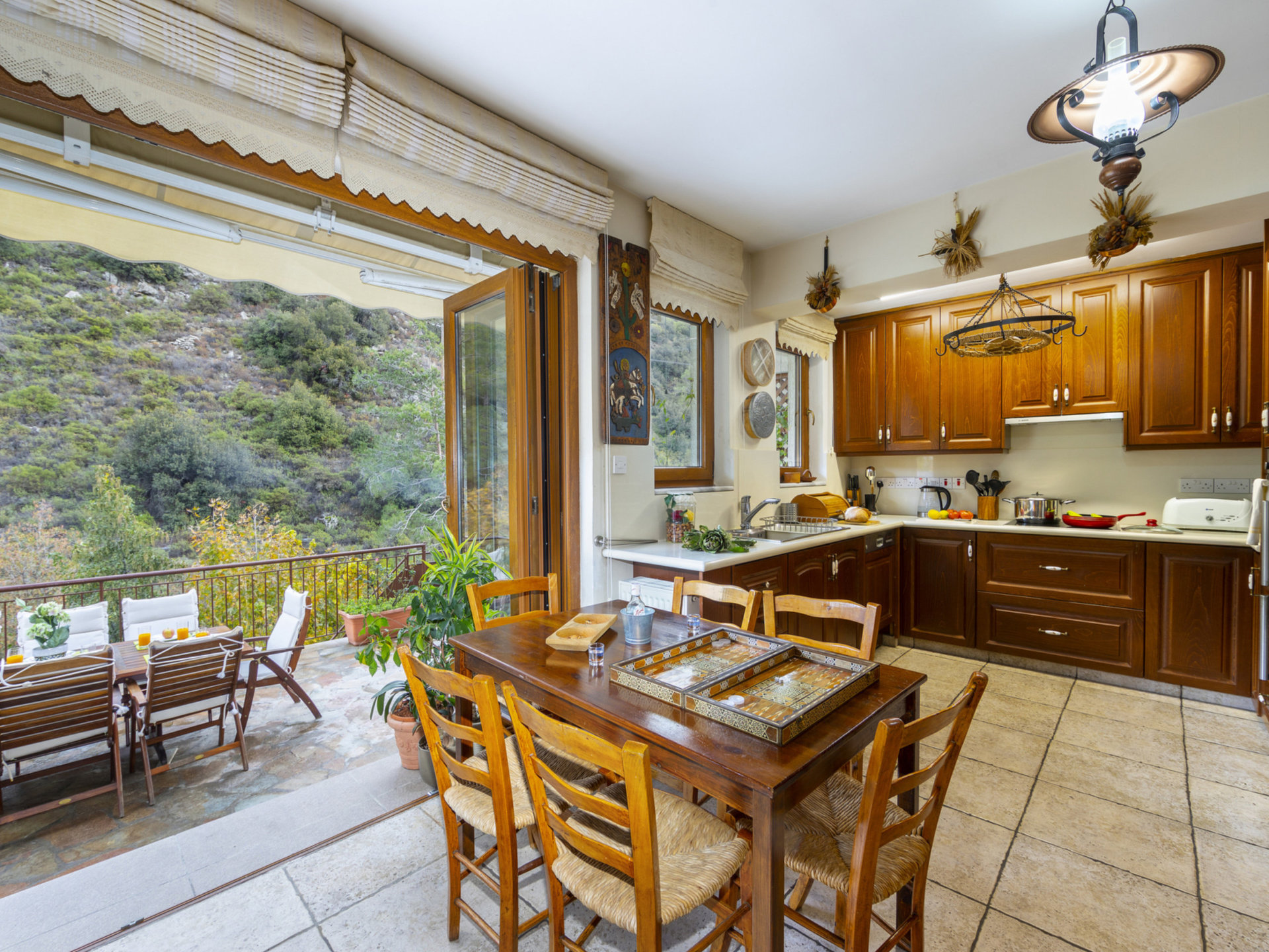 Siz ve Aileniz, güzel Limasol kasabasına yakın bu Villa'ya bayılacaksınız, Limasol Villa 1003