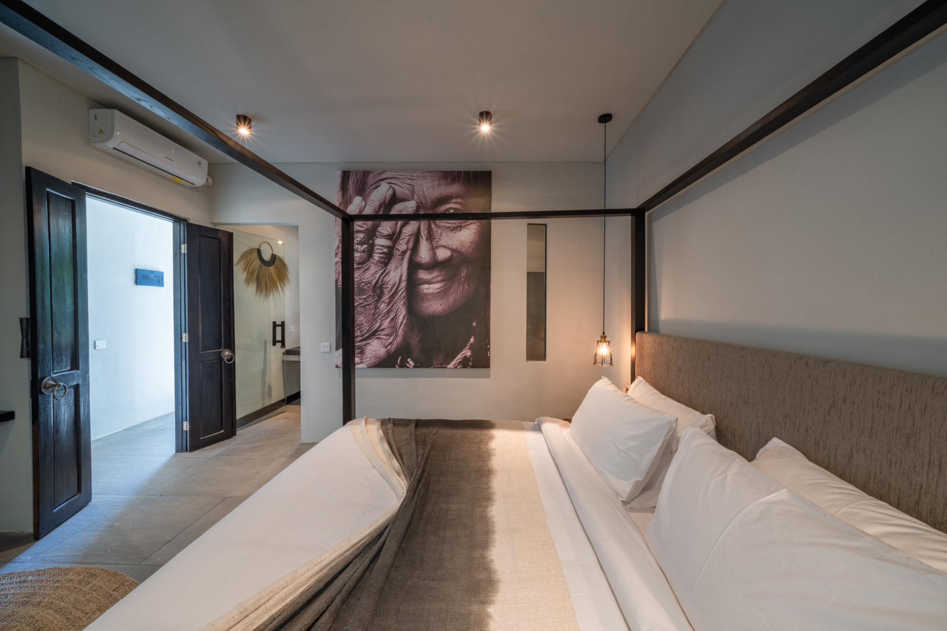 Ailenizin Kabupaten Badung Berawa Plajı'na Yakın 4 Yatak Odalı Lüks Bir Tatil Villası Kiraladığını Hayal Edin, Bali Villa 2094