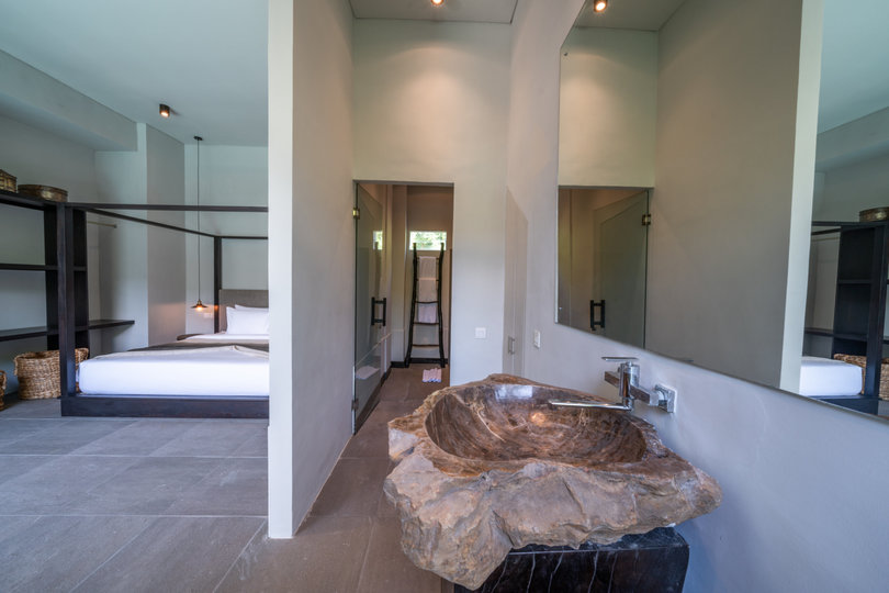 Ailenizin Kabupaten Badung Berawa Plajı'na Yakın 4 Yatak Odalı Lüks Bir Tatil Villası Kiraladığını Hayal Edin, Bali Villa 2094
