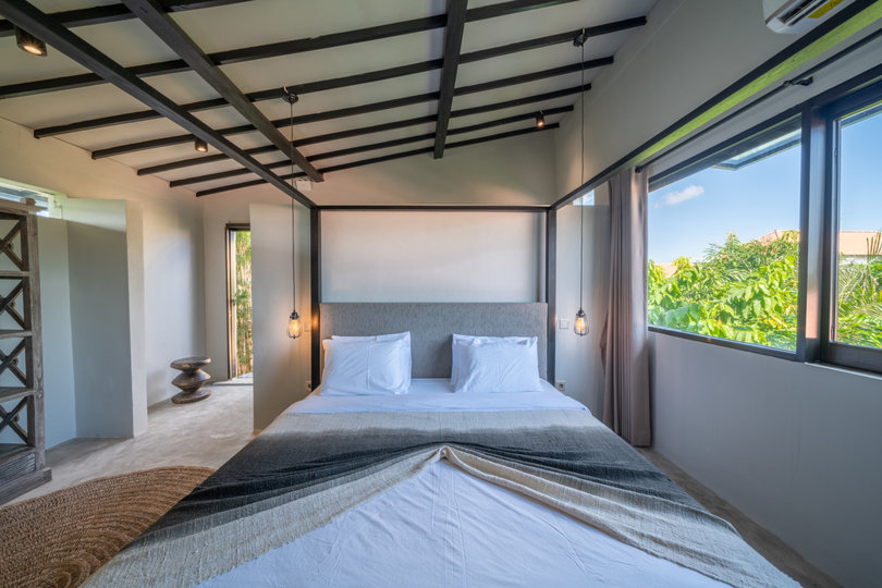 Ailenizin Kabupaten Badung Berawa Plajı'na Yakın 4 Yatak Odalı Lüks Bir Tatil Villası Kiraladığını Hayal Edin, Bali Villa 2094