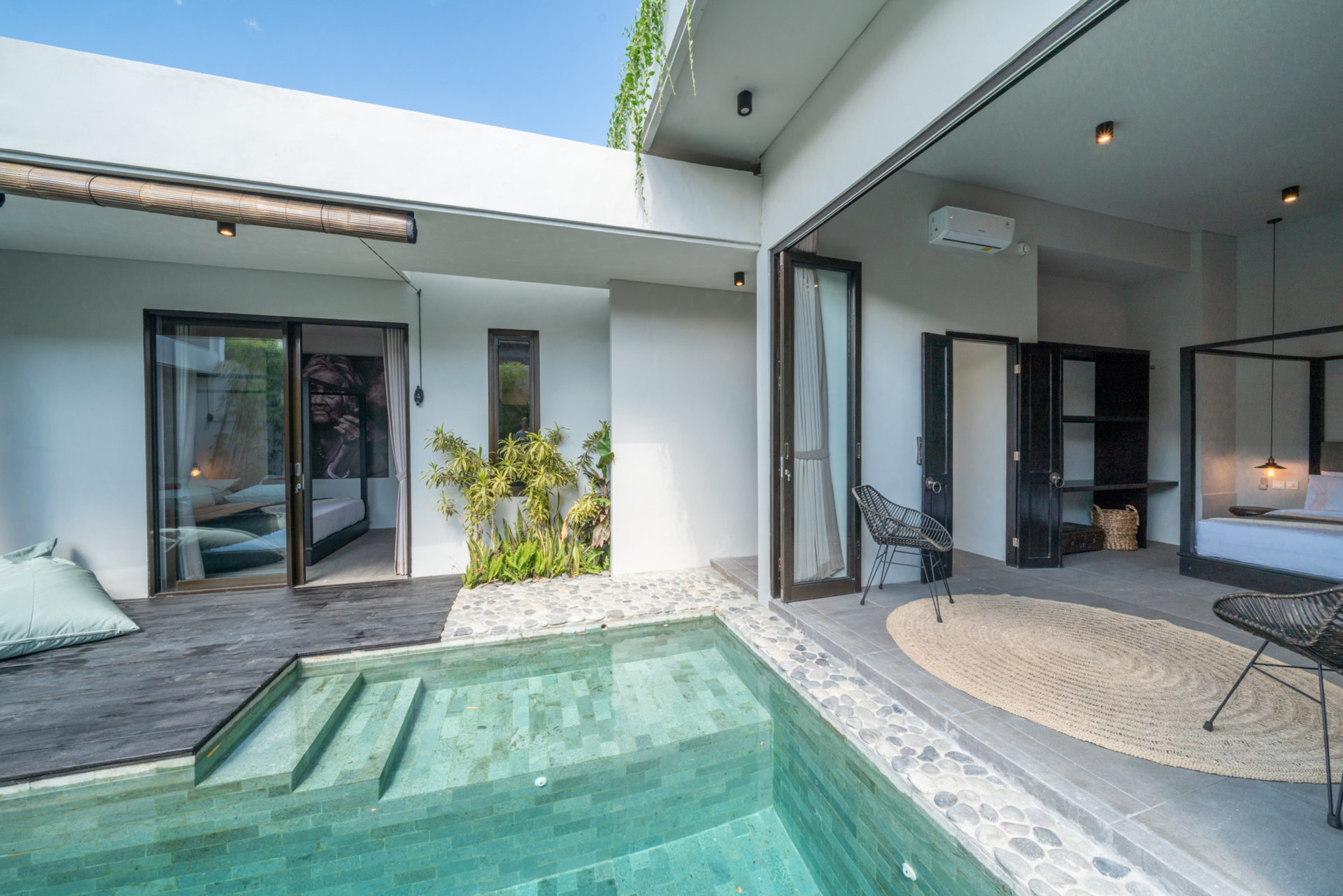 Ailenizin Kabupaten Badung Berawa Plajı'na Yakın 4 Yatak Odalı Lüks Bir Tatil Villası Kiraladığını Hayal Edin, Bali Villa 2094