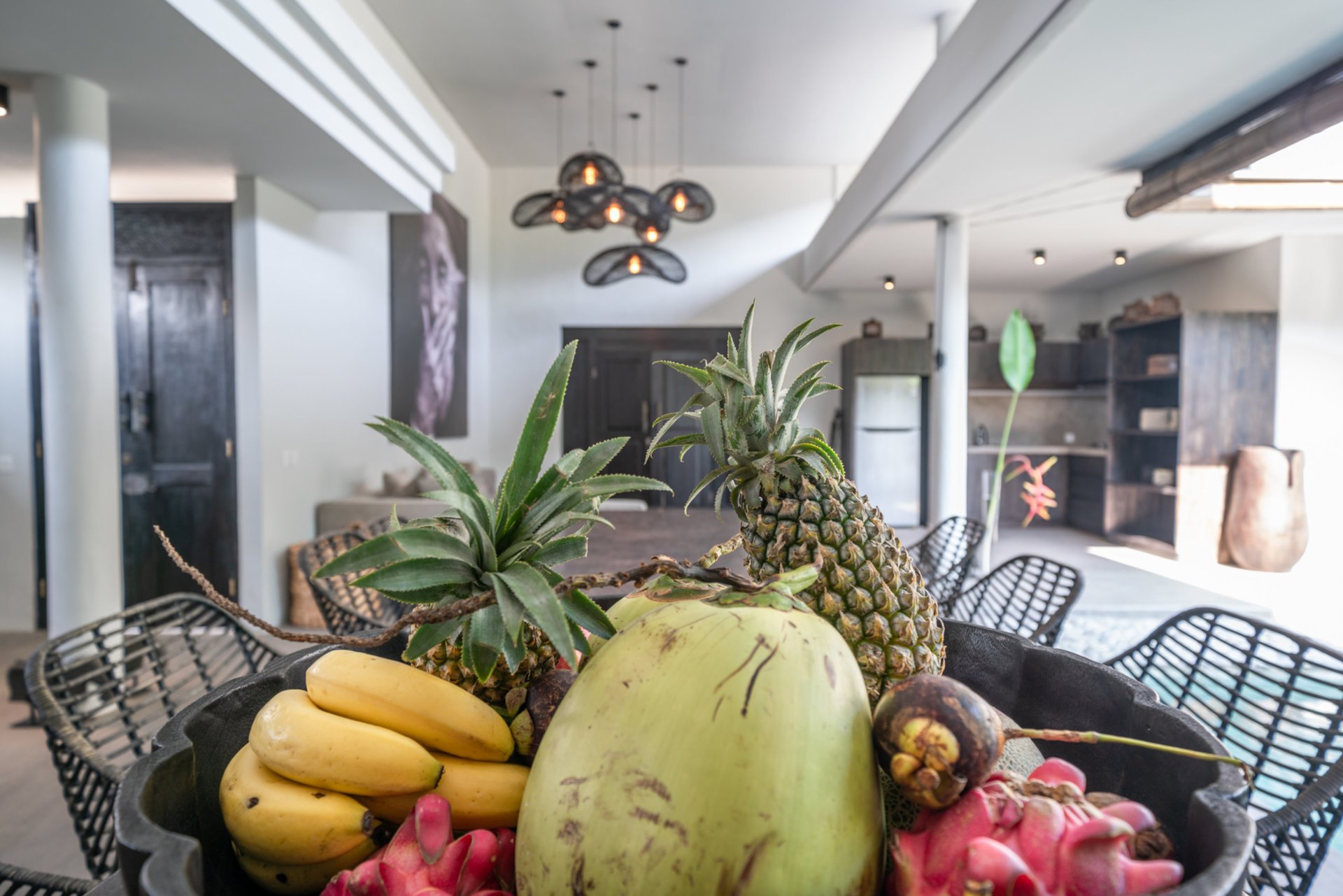 Ailenizin Kabupaten Badung Berawa Plajı'na Yakın 4 Yatak Odalı Lüks Bir Tatil Villası Kiraladığını Hayal Edin, Bali Villa 2094