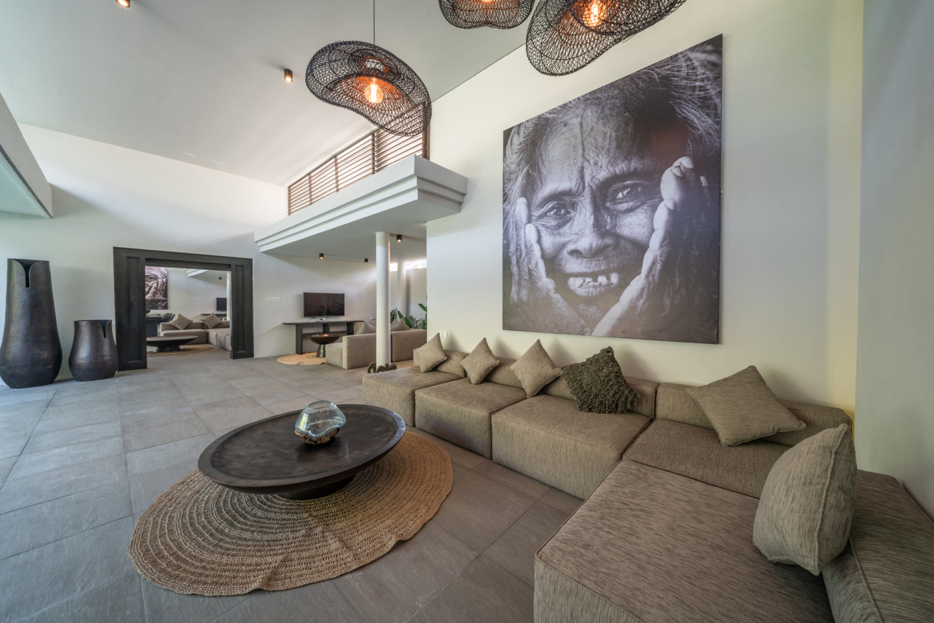 Ailenizin Kabupaten Badung Berawa Plajı'na Yakın 4 Yatak Odalı Lüks Bir Tatil Villası Kiraladığını Hayal Edin, Bali Villa 2094