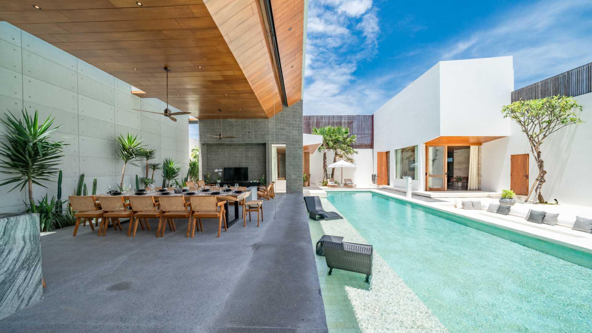 Kabupaten Badung'da Özel Havuzlu ve Tam Personelli En İyi 5 Yıldızlı Tatil Villası, Bali Villa 2098