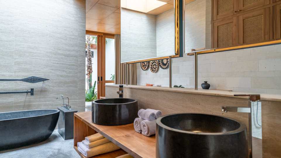Kabupaten Badung'da Özel Havuzlu ve Tam Personelli En İyi 5 Yıldızlı Tatil Villası, Bali Villa 2098