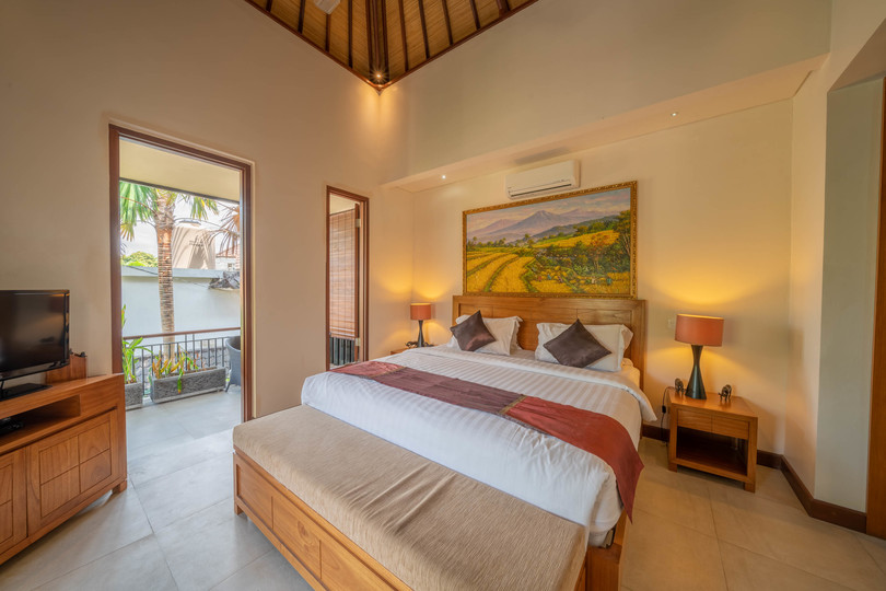 Ailenizin Kabupaten Badung Double Six Plajı'na Yakın 3 Yatak Odalı Lüks Bir Tatil Villası Kiraladığını Hayal Edin, Bali Villa 2105