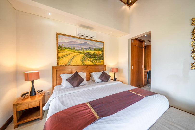 Ailenizin Kabupaten Badung Double Six Plajı'na Yakın 3 Yatak Odalı Lüks Bir Tatil Villası Kiraladığını Hayal Edin, Bali Villa 2105