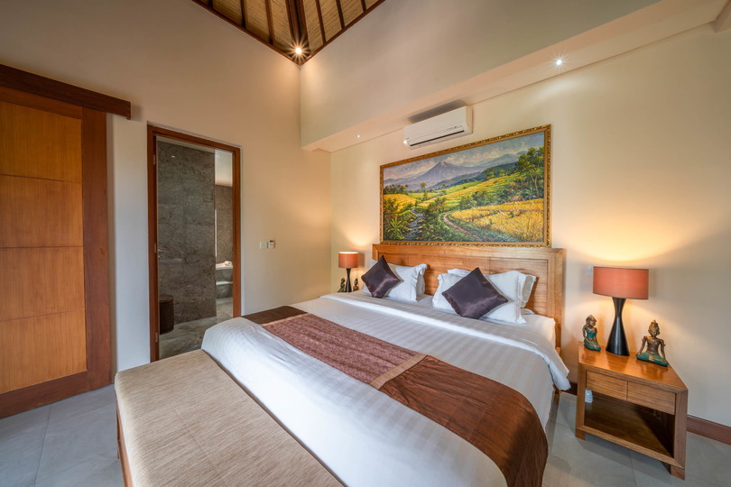 Ailenizin Kabupaten Badung Double Six Plajı'na Yakın 3 Yatak Odalı Lüks Bir Tatil Villası Kiraladığını Hayal Edin, Bali Villa 2105