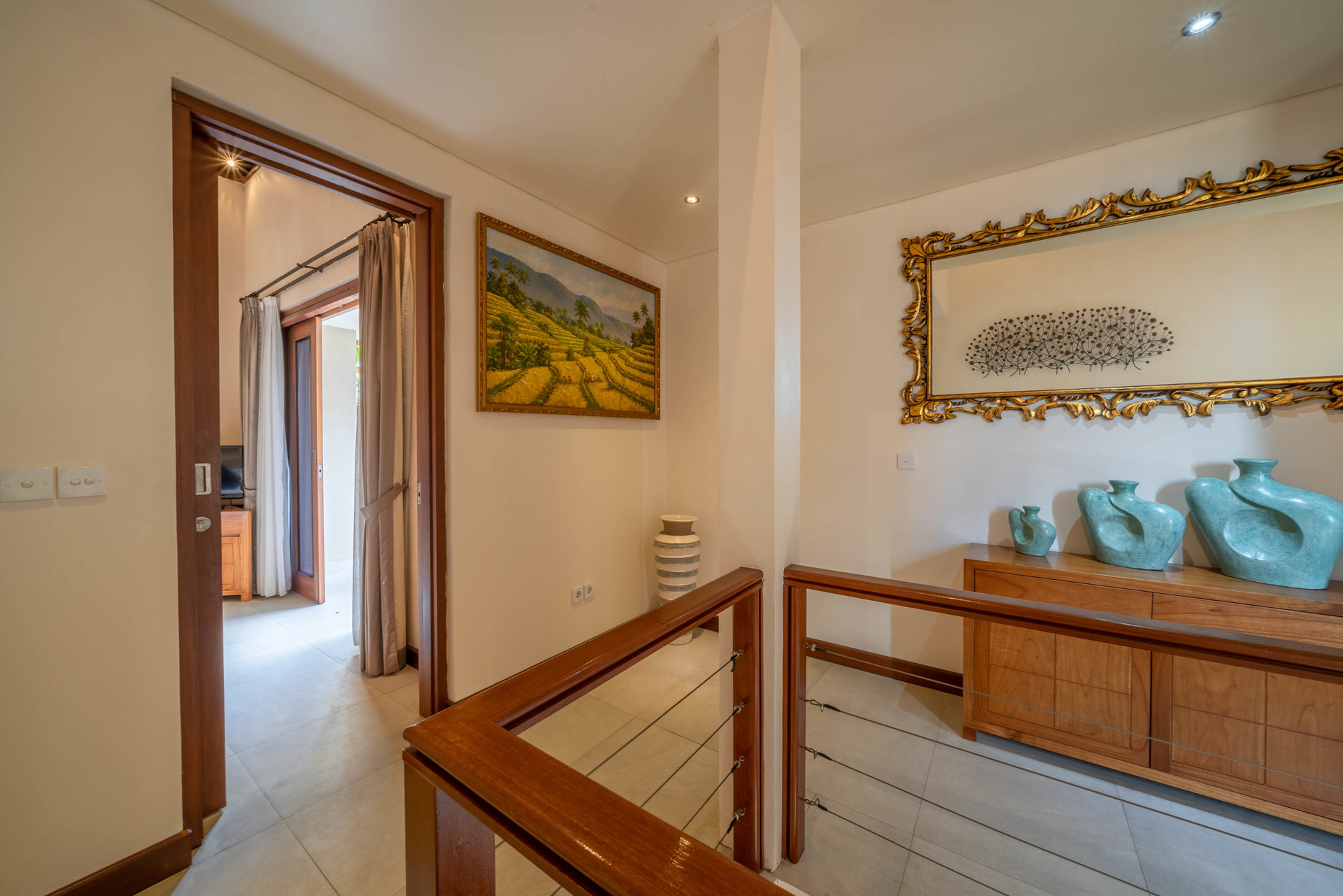 Ailenizin Kabupaten Badung Double Six Plajı'na Yakın 3 Yatak Odalı Lüks Bir Tatil Villası Kiraladığını Hayal Edin, Bali Villa 2105