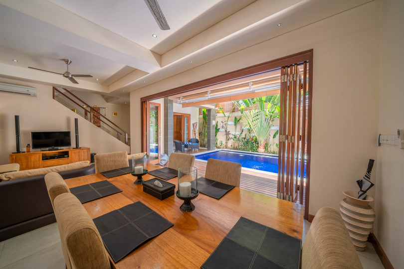 Ailenizin Kabupaten Badung Double Six Plajı'na Yakın 3 Yatak Odalı Lüks Bir Tatil Villası Kiraladığını Hayal Edin, Bali Villa 2105