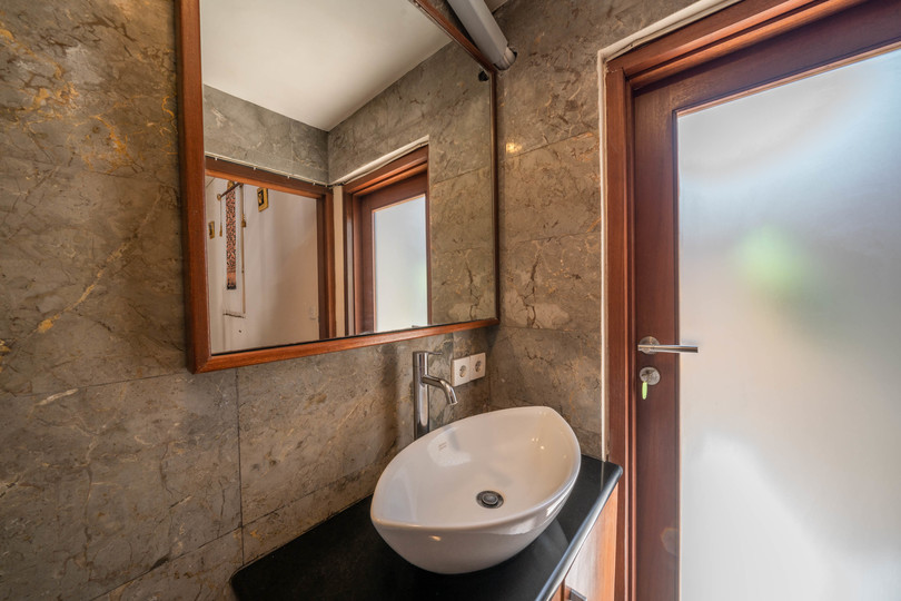 Ailenizin Kabupaten Badung Double Six Plajı'na Yakın 3 Yatak Odalı Lüks Bir Tatil Villası Kiraladığını Hayal Edin, Bali Villa 2105