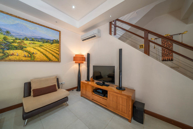 Ailenizin Kabupaten Badung Double Six Plajı'na Yakın 3 Yatak Odalı Lüks Bir Tatil Villası Kiraladığını Hayal Edin, Bali Villa 2105