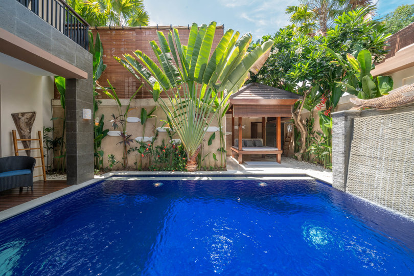 Ailenizin Kabupaten Badung Double Six Plajı'na Yakın 3 Yatak Odalı Lüks Bir Tatil Villası Kiraladığını Hayal Edin, Bali Villa 2105