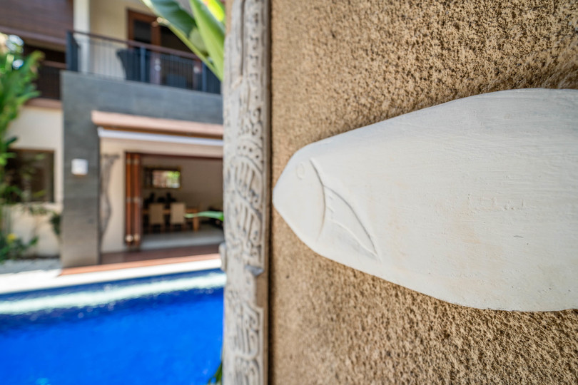 Ailenizin Kabupaten Badung Double Six Plajı'na Yakın 3 Yatak Odalı Lüks Bir Tatil Villası Kiraladığını Hayal Edin, Bali Villa 2105