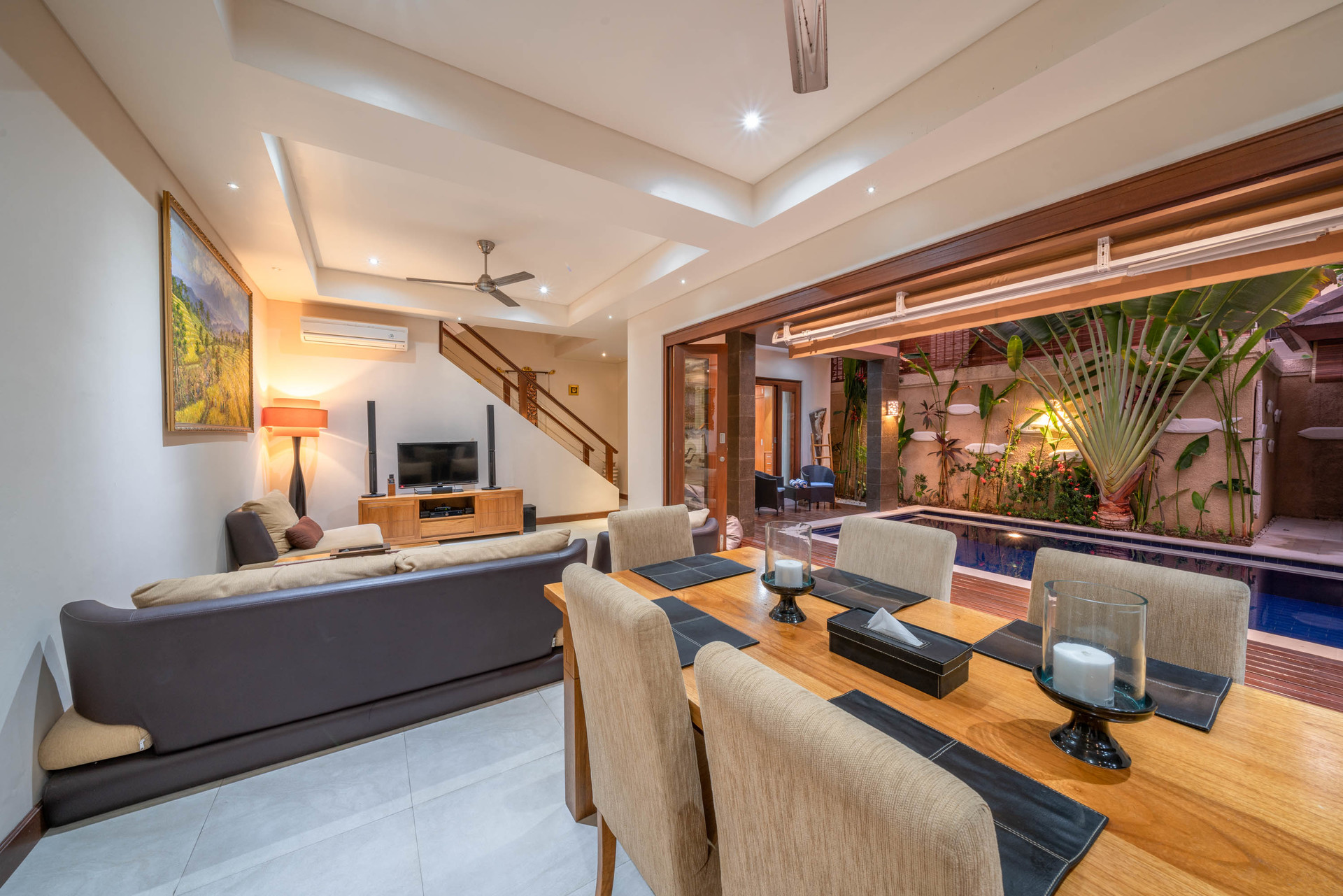 Ailenizin Kabupaten Badung Double Six Plajı'na Yakın 3 Yatak Odalı Lüks Bir Tatil Villası Kiraladığını Hayal Edin, Bali Villa 2105