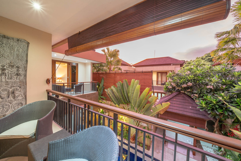 Ailenizin Kabupaten Badung Double Six Plajı'na Yakın 3 Yatak Odalı Lüks Bir Tatil Villası Kiraladığını Hayal Edin, Bali Villa 2105