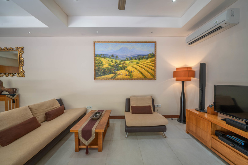 Ailenizin Kabupaten Badung Double Six Plajı'na Yakın 3 Yatak Odalı Lüks Bir Tatil Villası Kiraladığını Hayal Edin, Bali Villa 2105