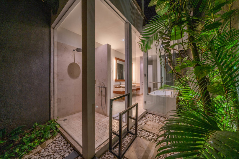 Kabupaten Badung'da Özel Havuzlu ve Tam Personelli Özel Tatil Villanızı Kiralamak İçin Eksiksiz Kılavuz, Bali Villa 2113