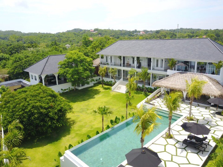 Ailenizin Muhteşem Okyanus Manzaralı Lüks 5 Yatak Odalı Tatil Villası Kiraladığını Hayal Edin, Bali Villa 2114