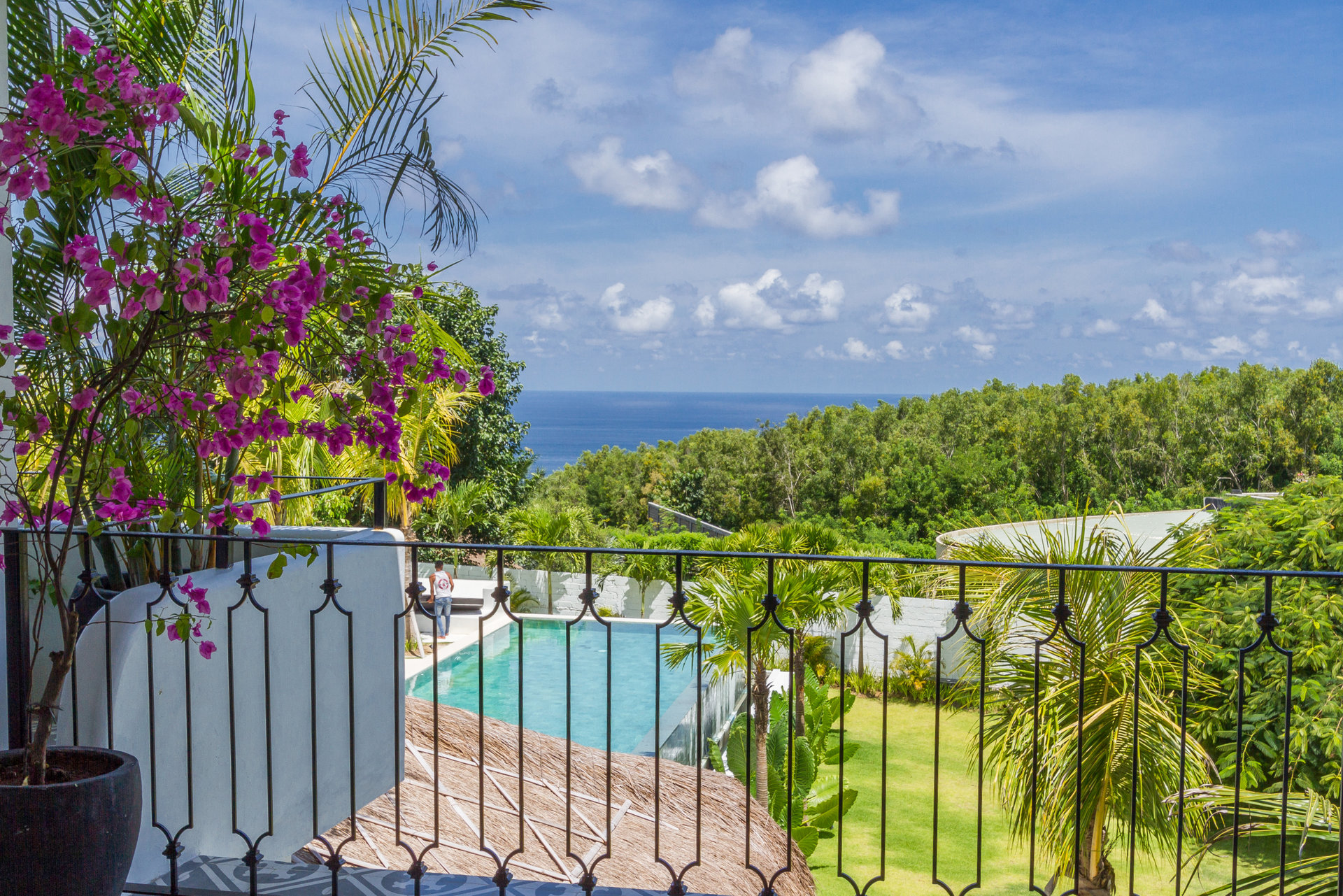Ailenizin Muhteşem Okyanus Manzaralı Lüks 5 Yatak Odalı Tatil Villası Kiraladığını Hayal Edin, Bali Villa 2114