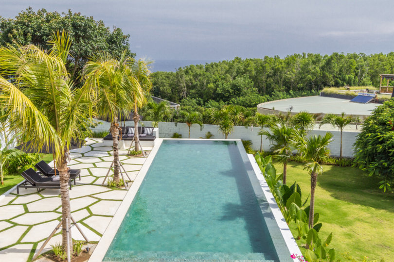 Ailenizin Muhteşem Okyanus Manzaralı Lüks 5 Yatak Odalı Tatil Villası Kiraladığını Hayal Edin, Bali Villa 2114